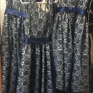 3 girls formal dresses